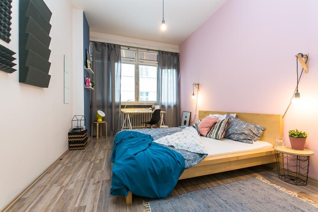 Apartments Ve Smeckach 27 布拉格 外观 照片