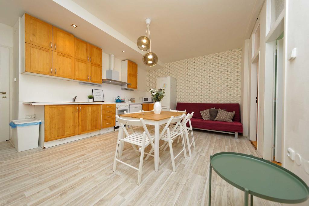 Apartments Ve Smeckach 27 布拉格 外观 照片
