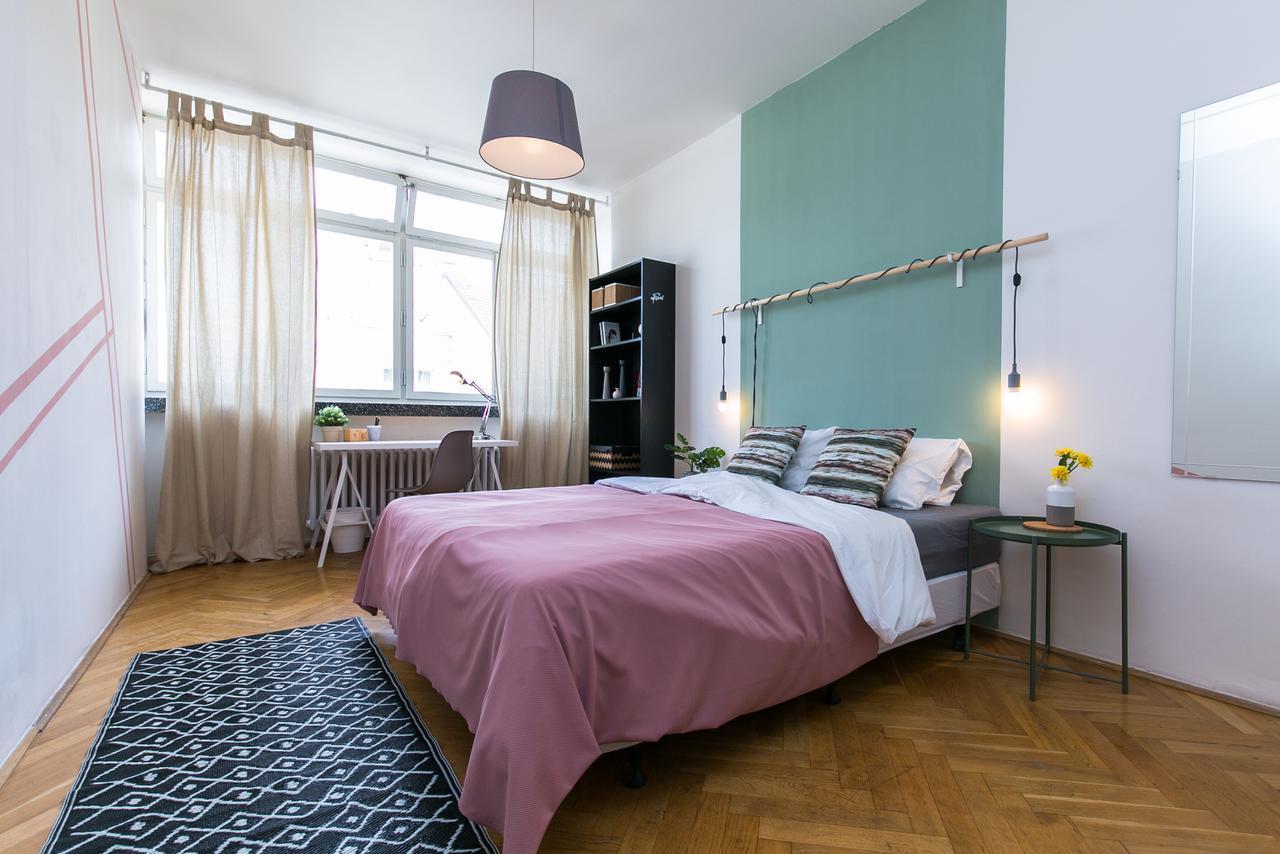 Apartments Ve Smeckach 27 布拉格 外观 照片