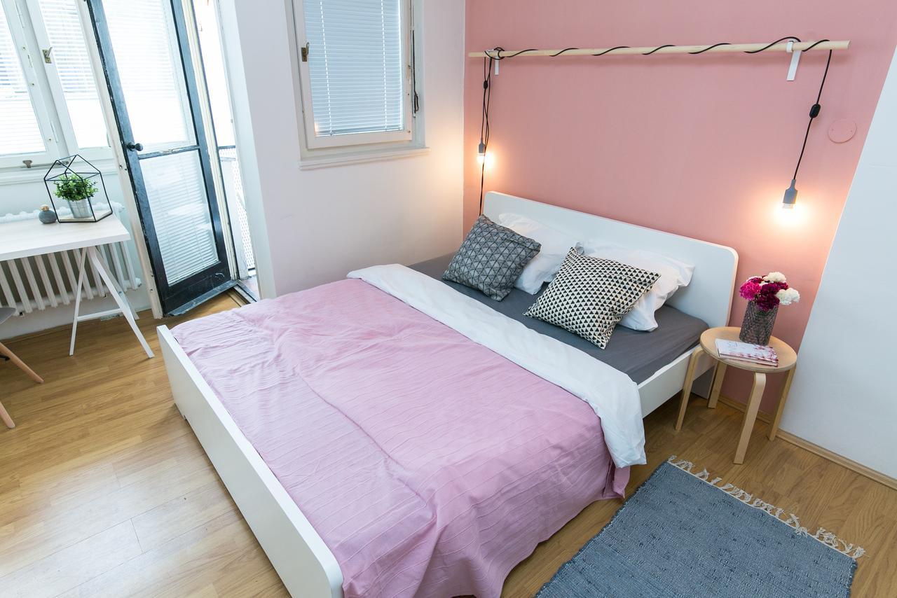 Apartments Ve Smeckach 27 布拉格 外观 照片