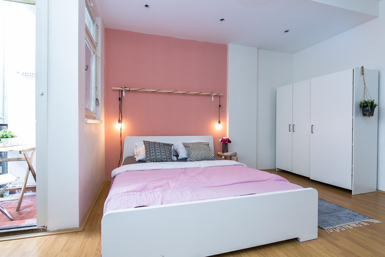 Apartments Ve Smeckach 27 布拉格 外观 照片