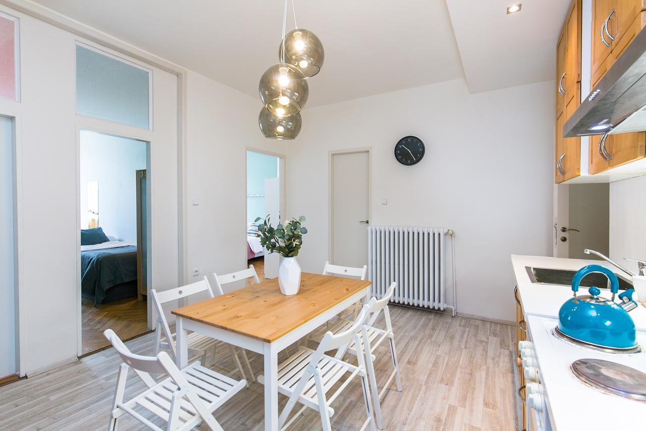 Apartments Ve Smeckach 27 布拉格 外观 照片